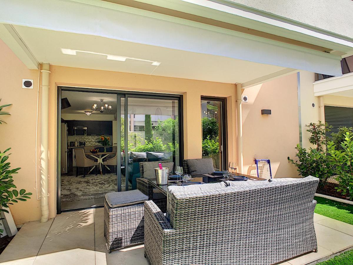 Palm Beach Apartment With A Pool In The Residence Cannes Ngoại thất bức ảnh