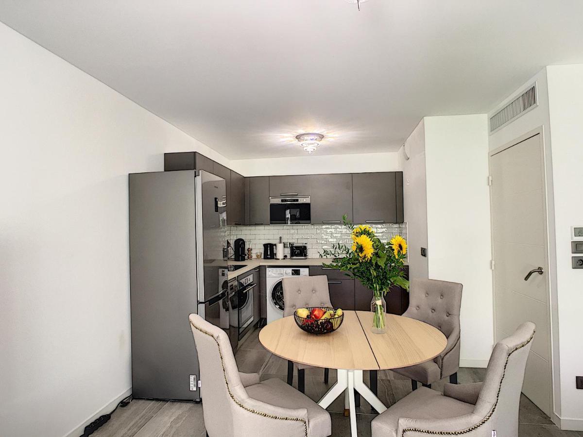 Palm Beach Apartment With A Pool In The Residence Cannes Ngoại thất bức ảnh