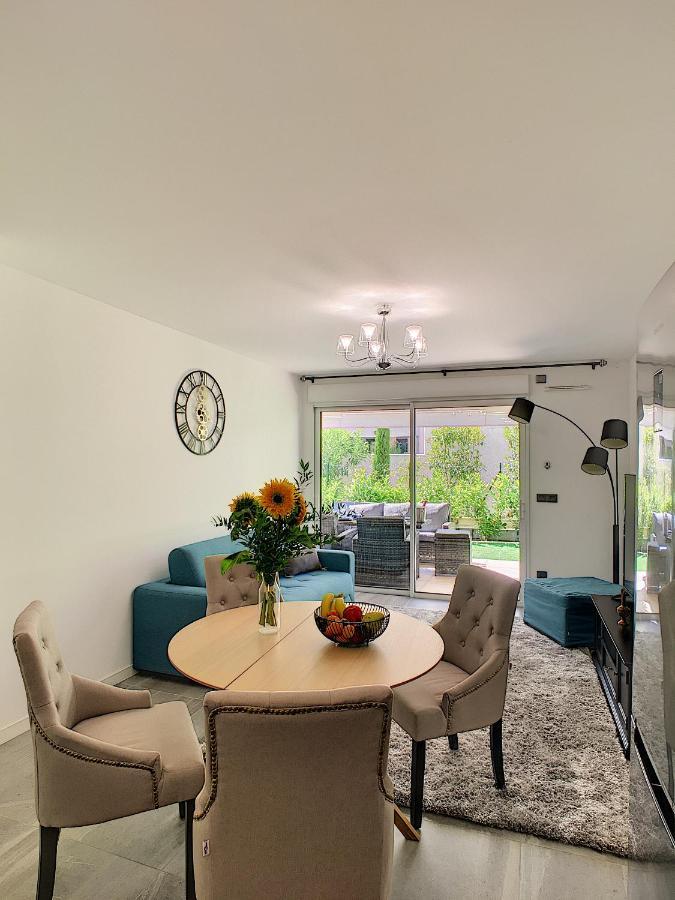 Palm Beach Apartment With A Pool In The Residence Cannes Ngoại thất bức ảnh